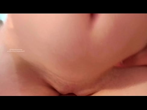 ❤️ Na-ehi ụra n'ọnụ ụlọ nwanne m nwanyị, otu ahụ ka m siri teta Anal porn
