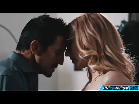 ❤️ Mmekọahụ ịhụnanya na-acha anụnụ anụnụ Anal porn